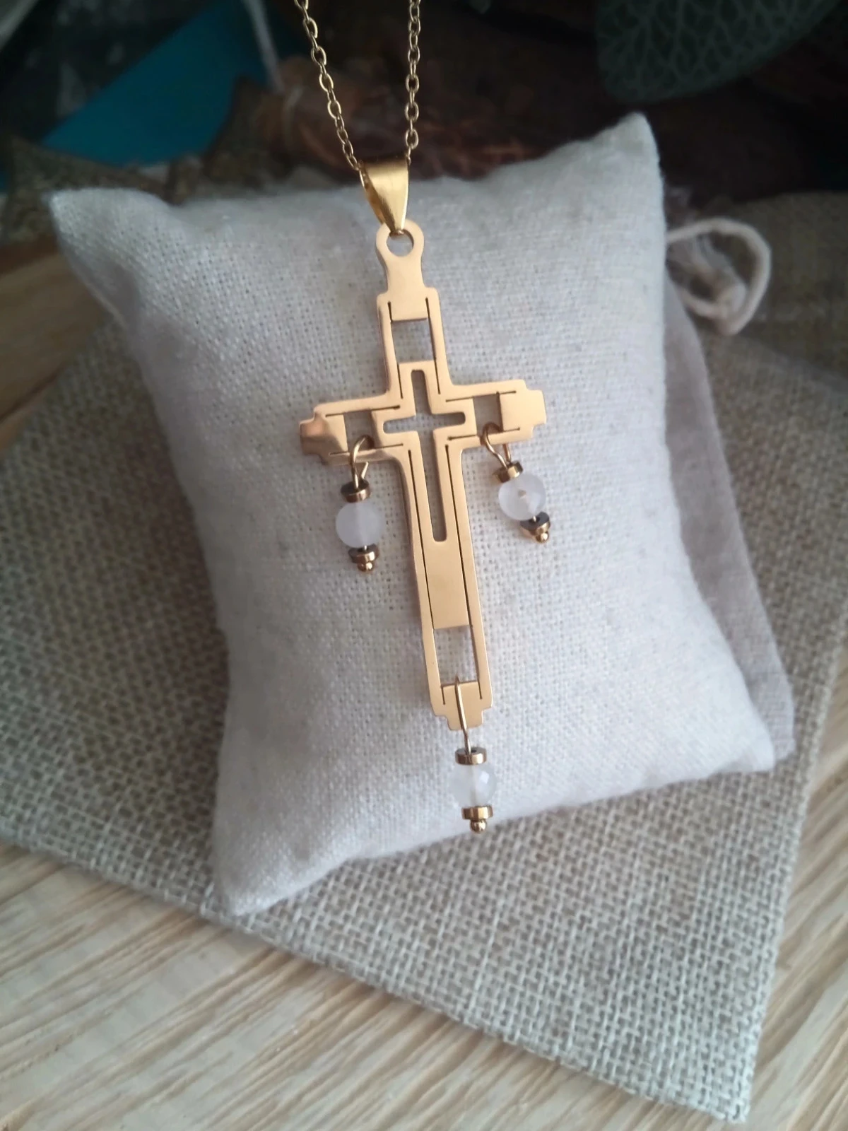 Colar cruz de Auvergne e pedra de cristal de rocha – photo 3
